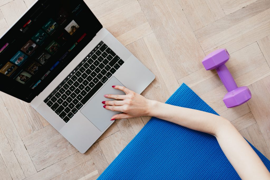 Why You Need Your Own Online Personal Trainer (10 Compelling Reasons)